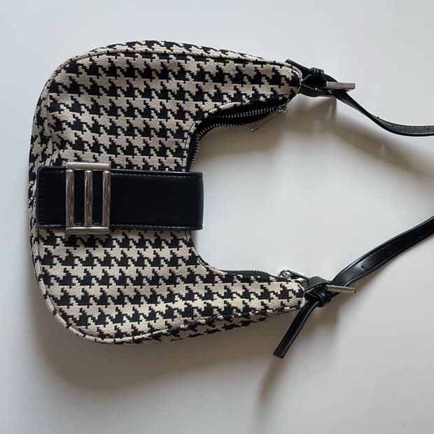 Shoulder bag