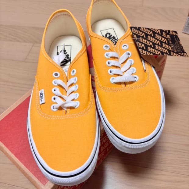 새상품)  반스 어센틱 컬러 띠어리 골든 글로우