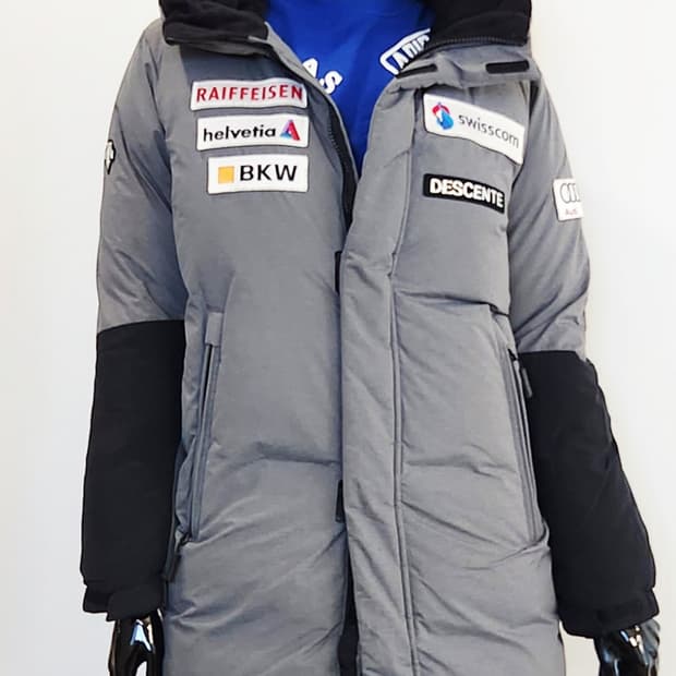 데상트 패딩점퍼 