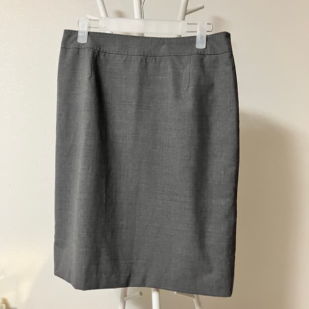 더수트컴퍼니 H라인 미디스커트