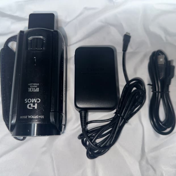 Canon HF R800 Camcorder - Black