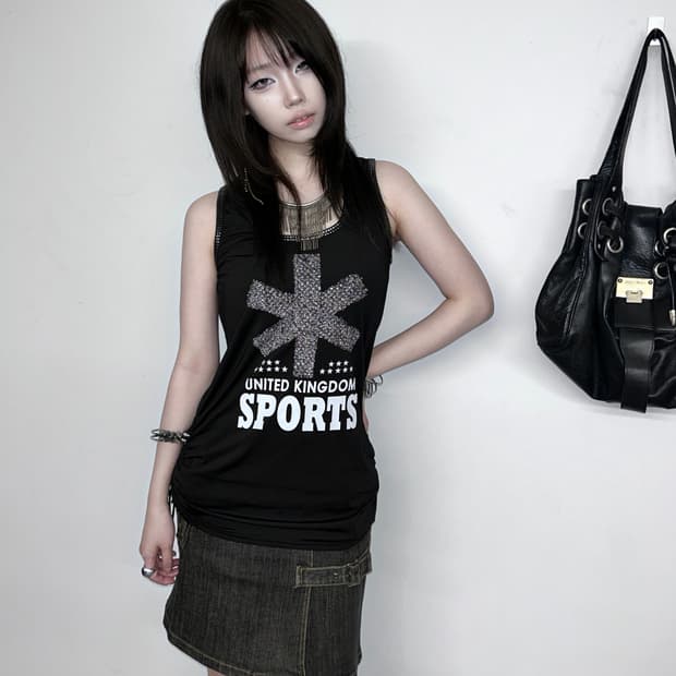 핫픽스 트림 컷아웃 셔링 슬리브리스