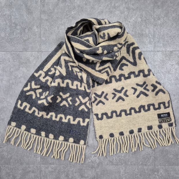 BOSS 목도리
