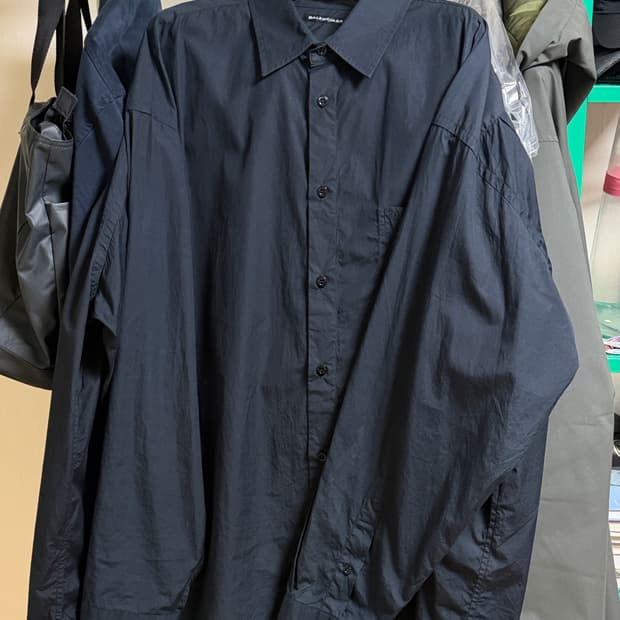 발렌시아가 남성 셔츠