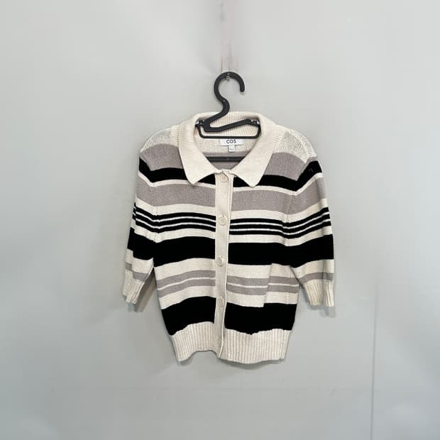 코스 반팔 카라 니트