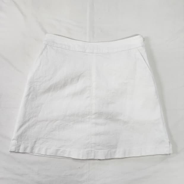 SJYP 한섬 화이트 미니 스커트