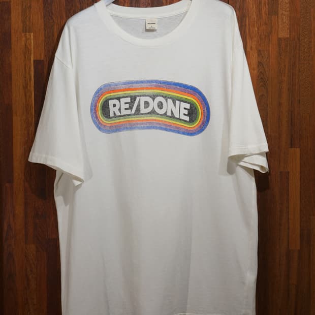 RE/DONE 리던 레인보우 로고 티셔츠