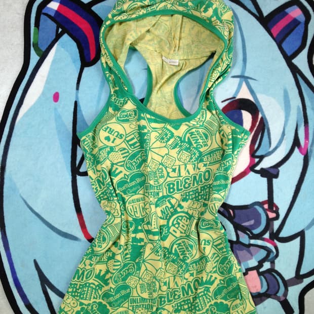 팝갸루 후드 슬리브리스