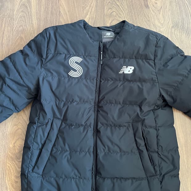 뉴발란스 경량패딩 jtbc마라톤 기념