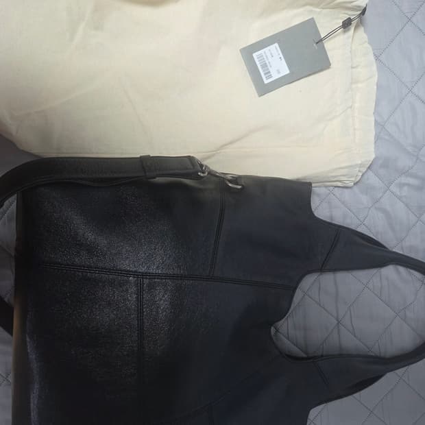 벨리에 프로치다 백 블랙