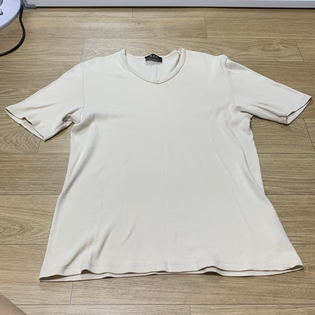 95) A.P.C. 아페쎄 아이보리 브이넥 골지 반팔 티셔츠