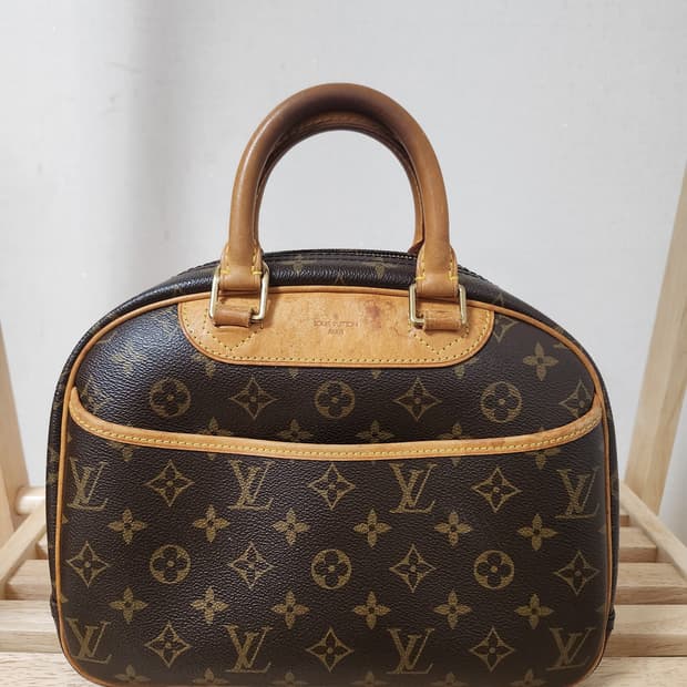 루이비통 모노그램 트루빌 토트백 정품