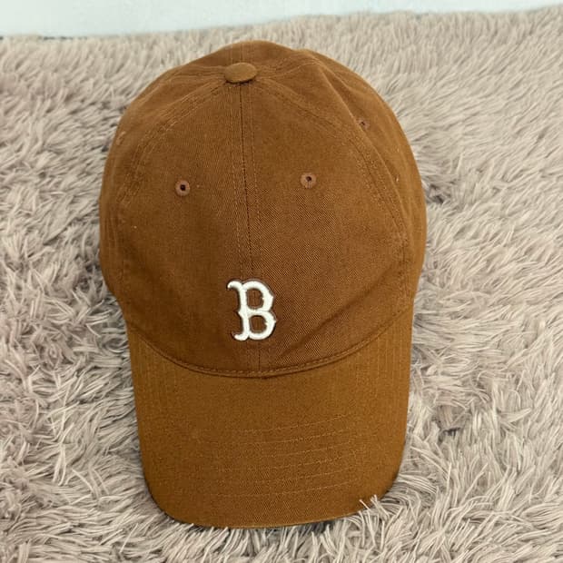 엠엘비 보스턴 B 로고 브라운 볼캡