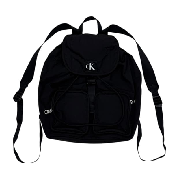 CK 캘빈클라인 나일론 복조리 포켓 모리걸 백팩 가방 블랙