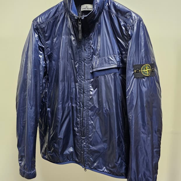 스톤아일랜드 퍼텍스 퀀텀 프리마로프트 자켓