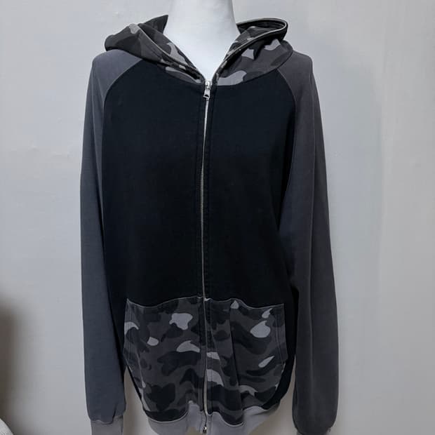 베이프 후드집업