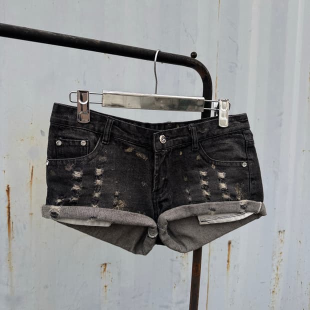 Distressed Denim Short Pants