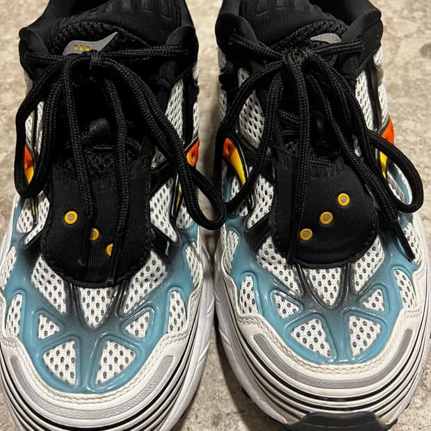 써코니 운동화 265