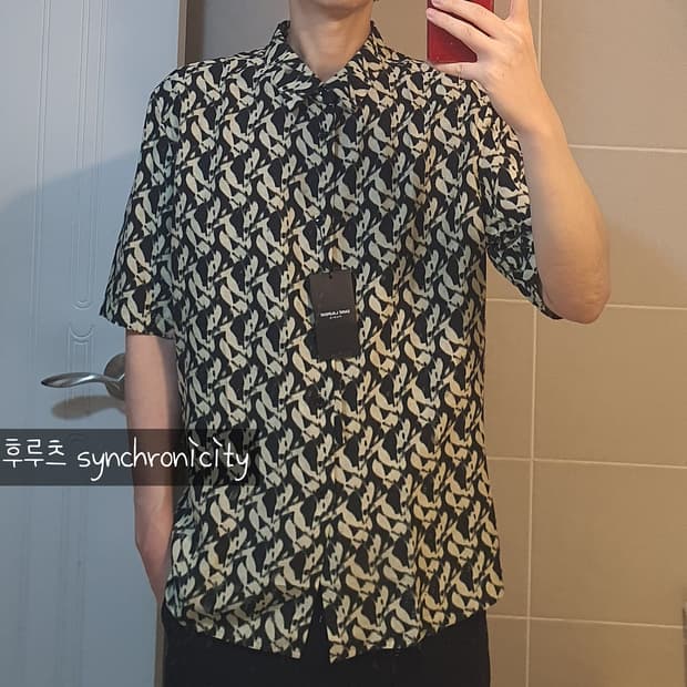 새제품 생로랑 실크 셔츠