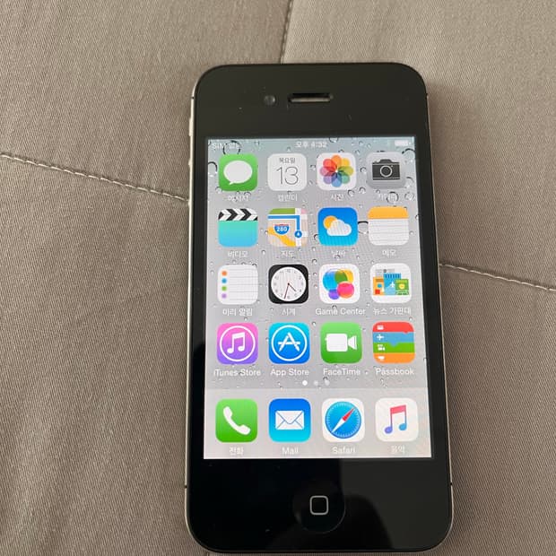 아이폰4S 블랙 모델 16GB A급