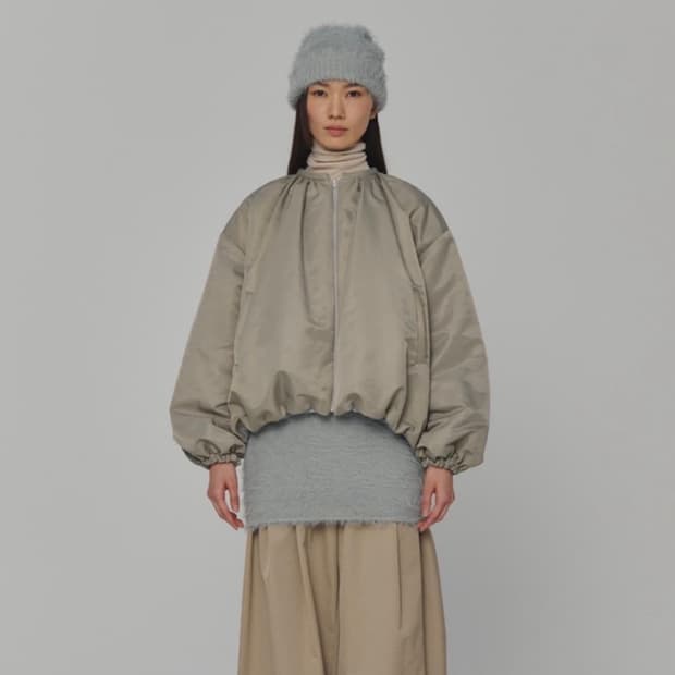 아모멘토 퀄티드 리버시블 패디드 점퍼 그레이