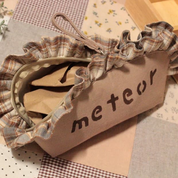 핸드메이드 필통 프릴 파우치