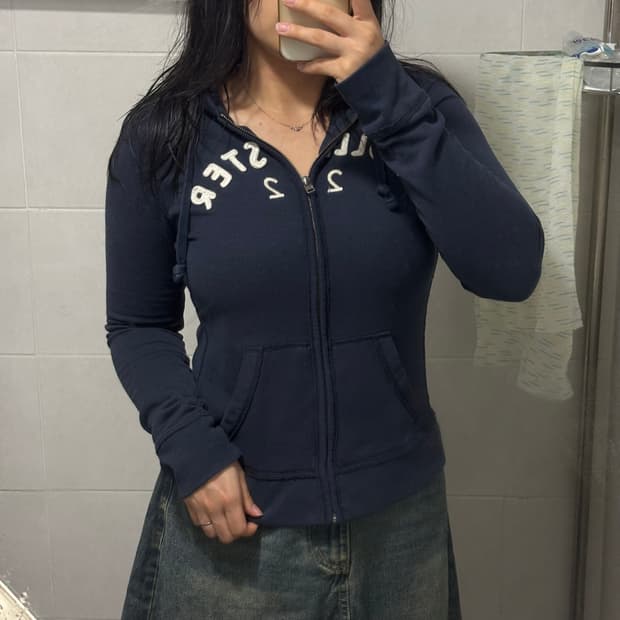 홀리스터 💙네이비💙 딱붙 후드집업 M