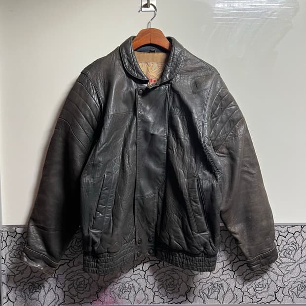 빈티지 밀라노 커넥션 가죽자켓