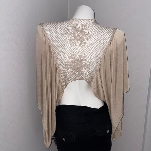 AXES FEMME  Beige Haze Bolero