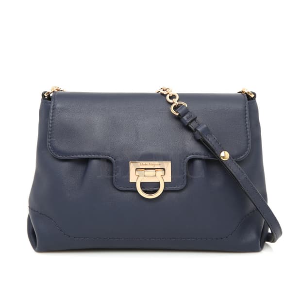 페라가모 바라 플랩 체인 크로스 미니숄더백 21D659