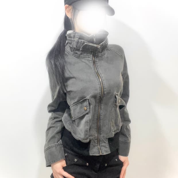 grey high-neck buckle jacket