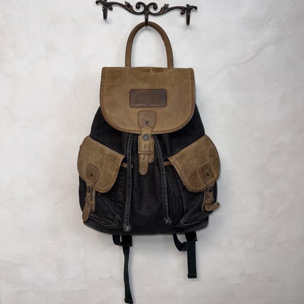 Levi’s black denim leather buckle 백팩