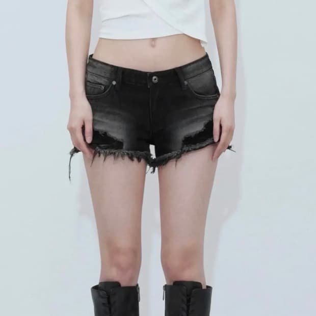 보헤미안서울 darkness low waist shorts M