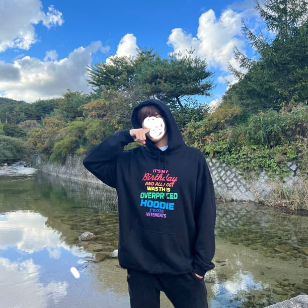 VETEMENTS 기모 후드티
