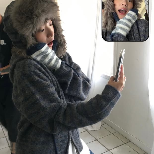 aeae stripe hood knit zip up