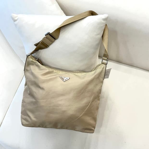 프라다 포코노 호보백 (정품)