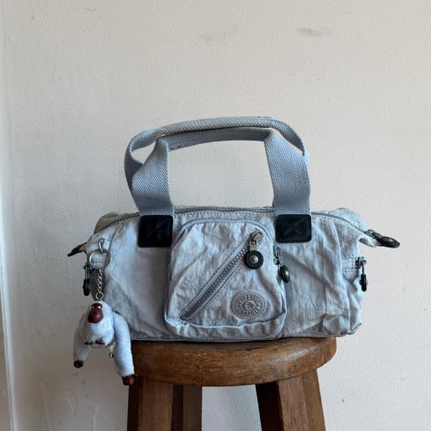 Kipling vintage bostern shoulder bag 🩵