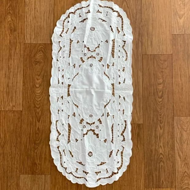 유럽 테이블러너 