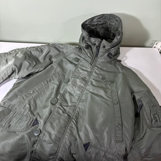 M 알파인더스트리 카키 누빔 N3B점퍼