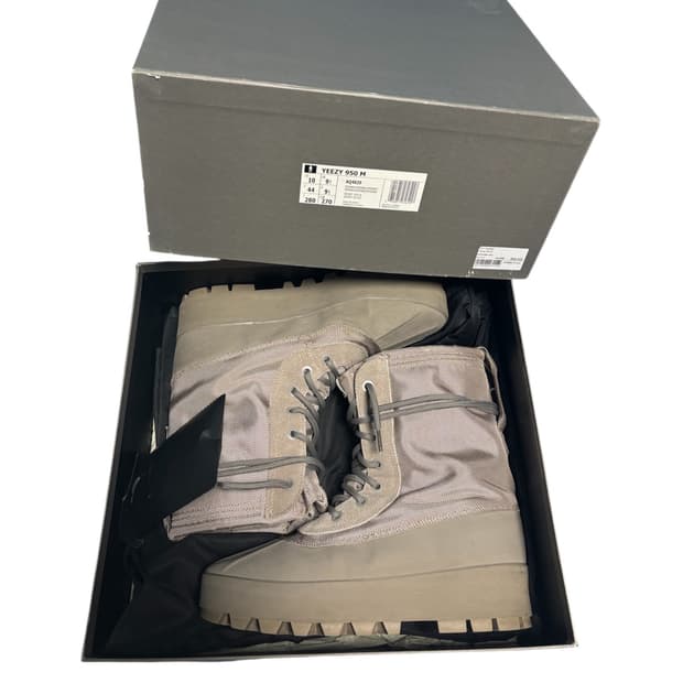 Yeezy 950 moonrock size10