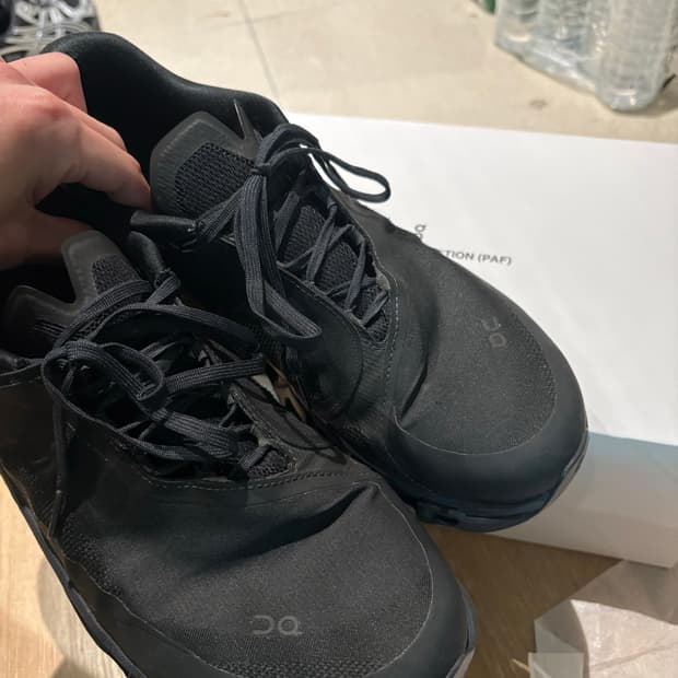 온러닝 X 파프 클라우드몬스터2 블랙마그넷