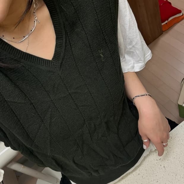 입생로랑 정품 니트 베스트 (100)