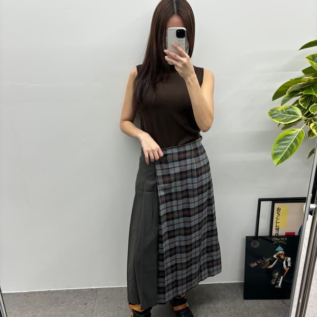 유니클로 민소매 목폴라