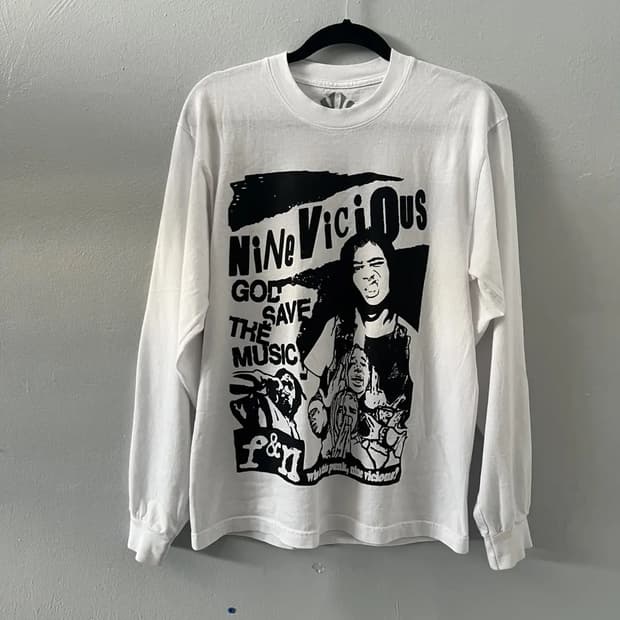Nine Vicious 머천다이즈