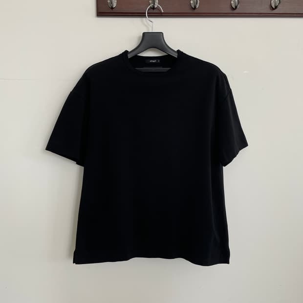 알레그리 썸머 럭스 쿨 블랙 반팔 티셔츠