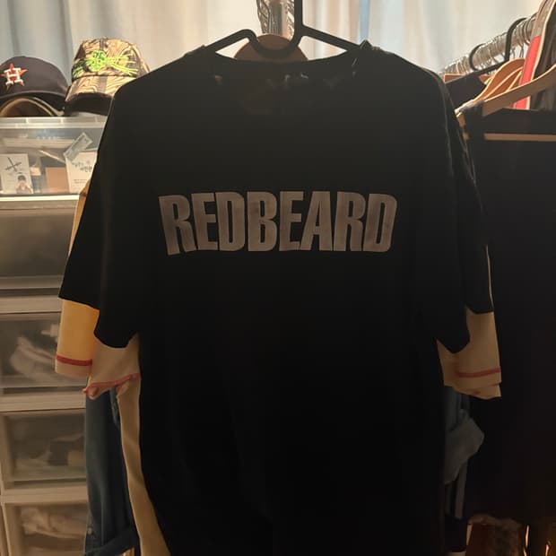 Undercover 언더커버 redbeard 티셔츠 