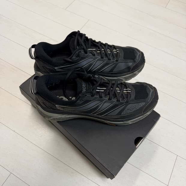 호카 마파테 스피드 2 280 사이즈  사진 찍고 절대 안신습니다