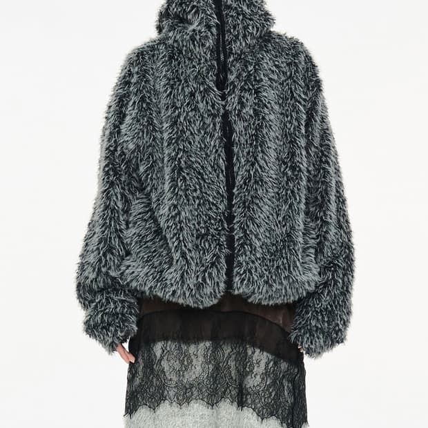 세릭 헤어리 바라클라바 집업 차콜