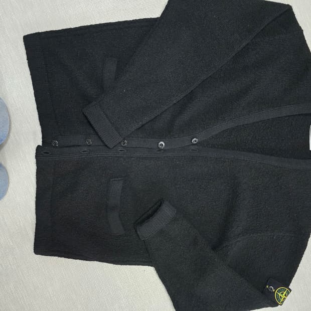 25fw 스톤아일랜드 버튼 가디건 L