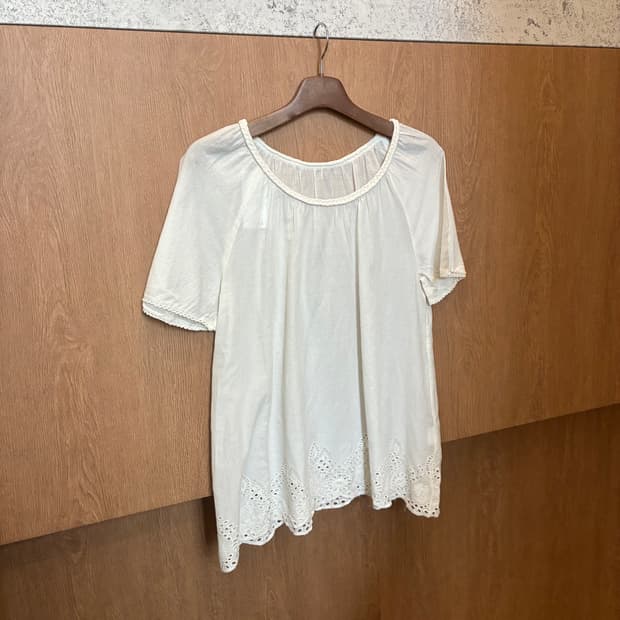 빈티지 반팔 블라우스 펀칭 레이스 라운드넥 루즈핏 아이보리 k65